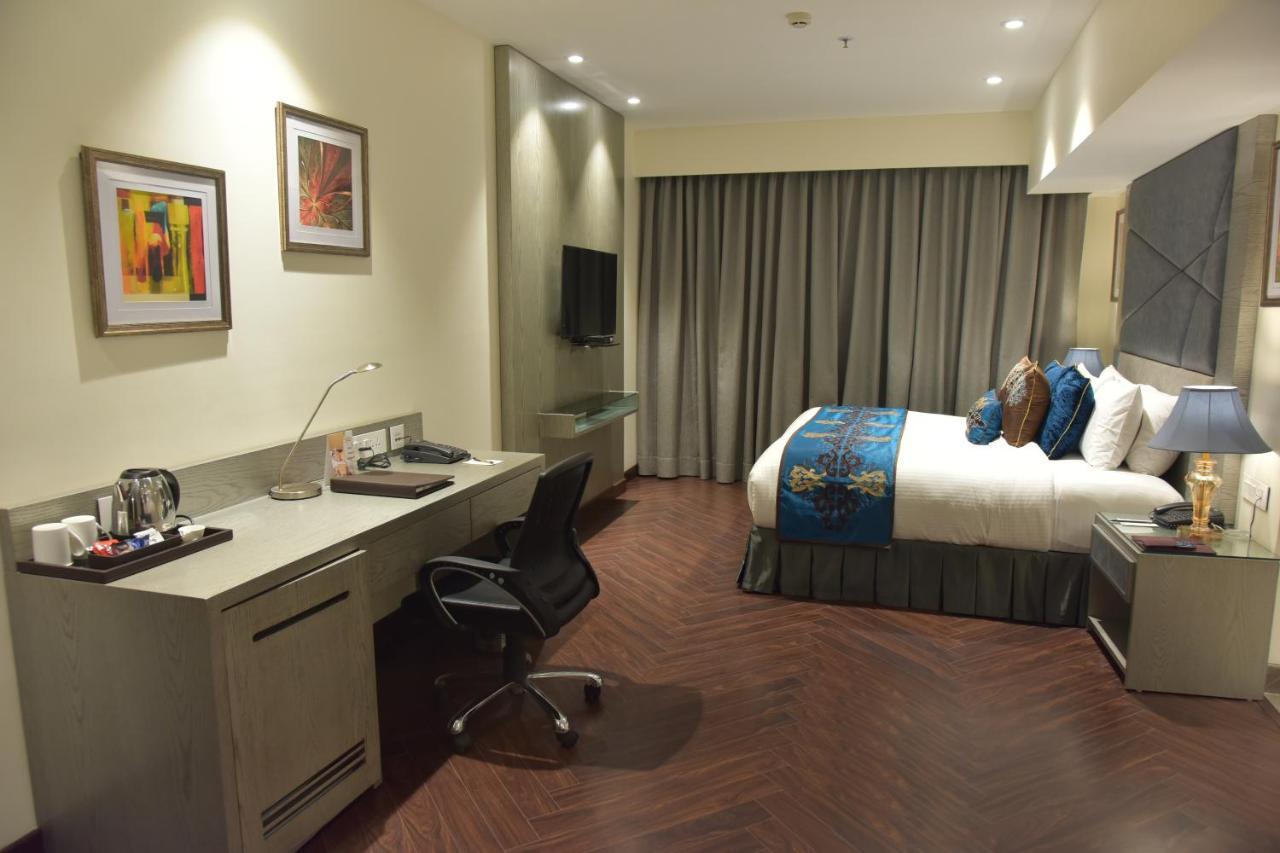 Marina- Shimla First Designer Boutique Hotel Exteriör bild